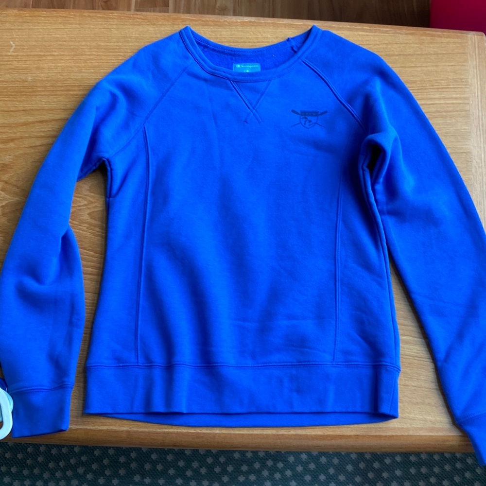 Champion crewneck blue sweatshirt